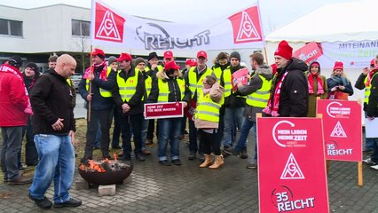 Metaller legen für 24 Stunden die Arbeit nieder