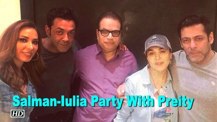 Salman & Iulia join Preity in her Birthday celebration