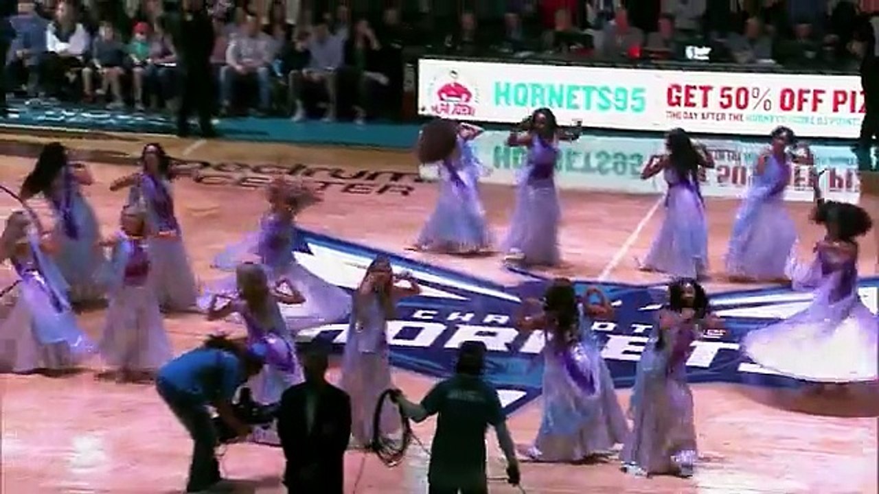 Charlotte Hornets Halftime Performance: Ghoomar From Padmavat