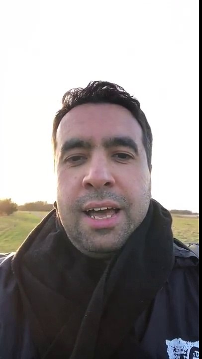 Dünyaca ünlü Kabe imamları ve müezzinleri taklitleri. Sheikh Ali Mullah makamı kamet. شيخ علي ملا. Best imitation Sheikh Ali Mullah. Kabe müezzini taklit. Sheikh Ali Ahmed Mullah. Ali Ahmed Mullah. Ezan kamet bahsi.Metin Demirtas dinle.Metin Demirtas izle