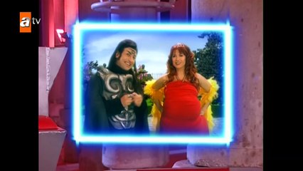 Hades ağaçtan özür diliyor