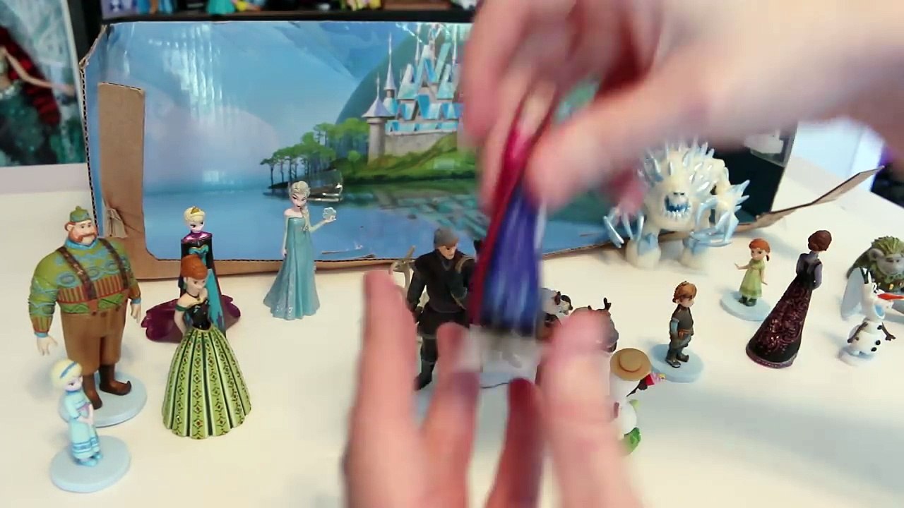 Disney Frozen Mega Figurine Playset / Elsa, Anna, Hans, Kristoff, Olaf, Trolls / Huge Toy Pack