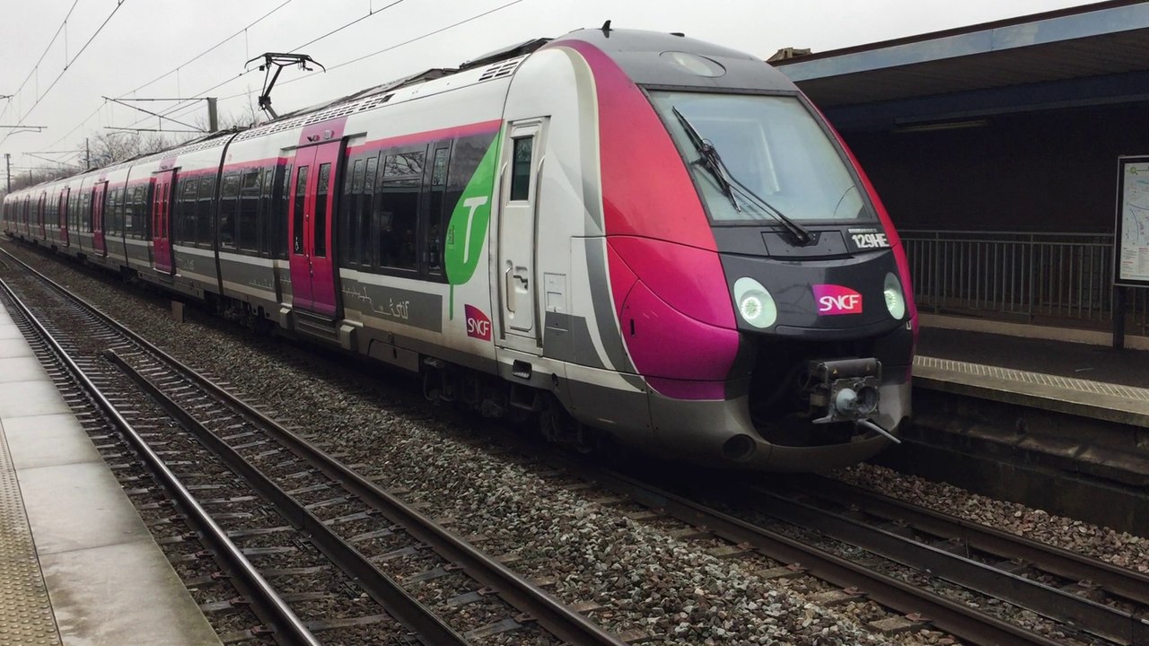 Z 50000 ( Francilien ) - RER E - Les Boullereaux - Champigny