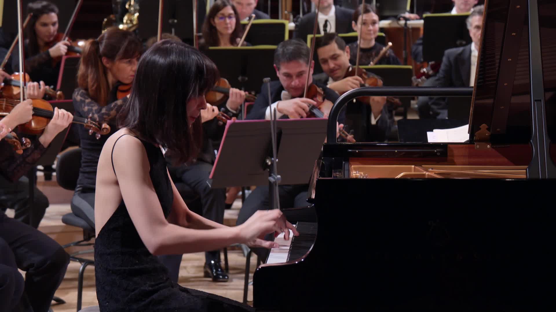 Beethoven : Concerto pour piano et orchestre n°3 en ut mineur joué par  Alice Sara Ott - Vidéo Dailymotion