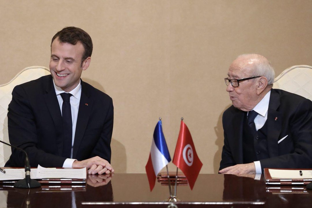 Déclaration de presse à Tunis du Président de la République, Emmanuel Macron, avec Béji Caïd Essebsi, Président de la République tunisienne.