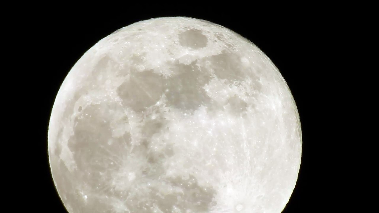Supermoon 31 Jan 2018 Extreme closeup video