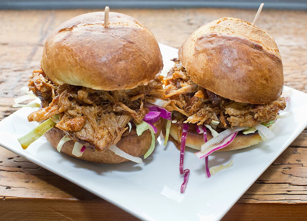 7 Delicious Snacks For Your Super Bowl Party