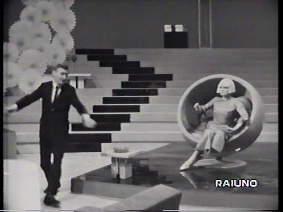scarpette rosa  1966