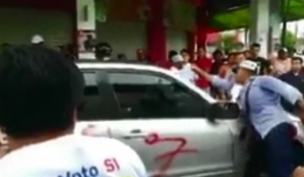 Nuevos incidentes se reportan en las actividades que cumple el expresidente Rafael Correa