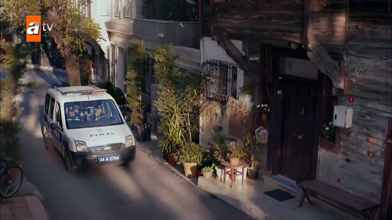 Cennet tutuklanıyor! - Cennetin Gözyaşları 13. Bölüm