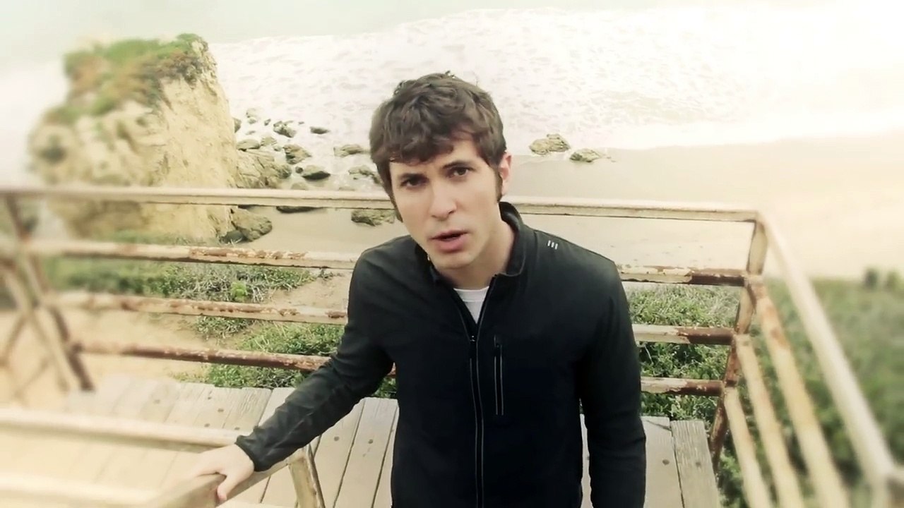DRAMATIC SONG - Toby Turner