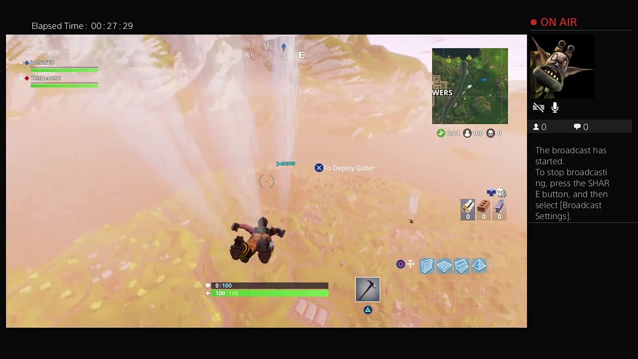 Play ing fortnite (3)