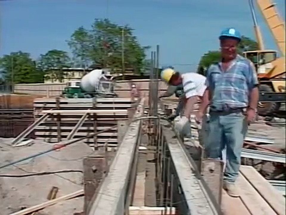 Mighty Machines - Season 01 Episode 09 - At the Construction Site