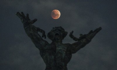 Mengenal Tahapan Terjadinya Super Blue Blood Moon