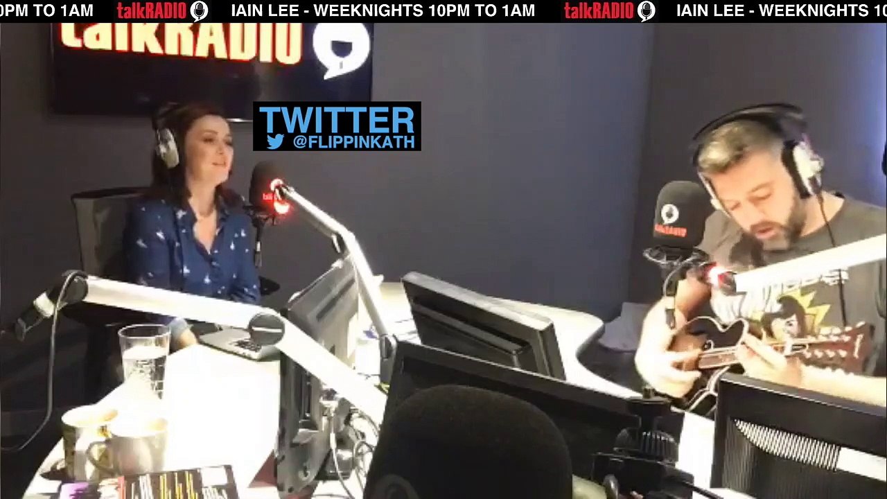 Iain Lee Covers Bob Dylan - Hurricane #FreeRubinCarter