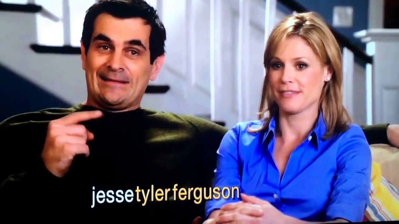 Modern Family - Phil Dunphy "If you ain't white, you ain't right" HD