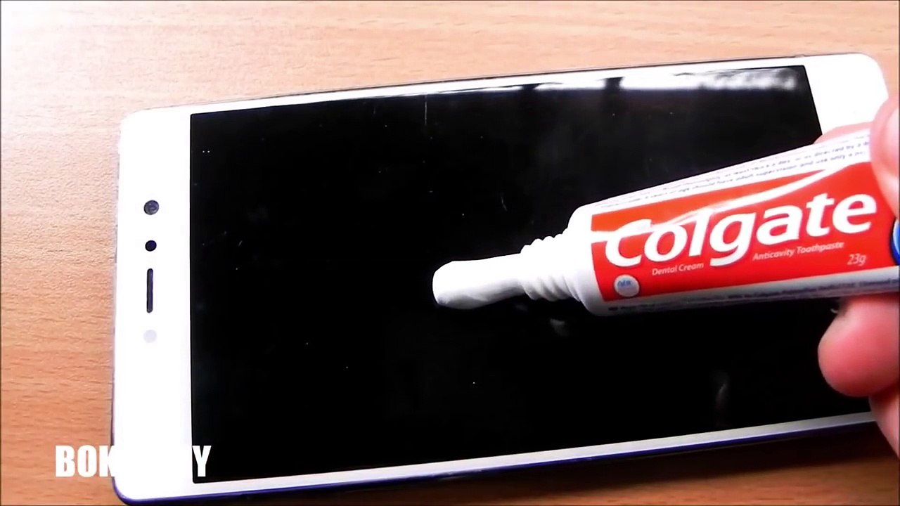 Top 5 uses of Tooth paste for Mobile phones