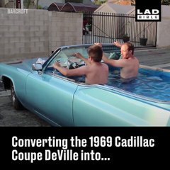 Un Jacuzzi dans une voiture... la grande classe