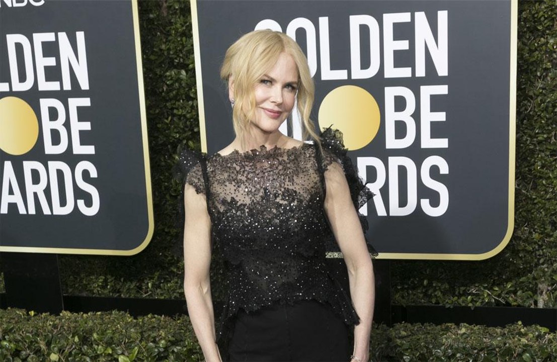Nicole Kidman eats bugs