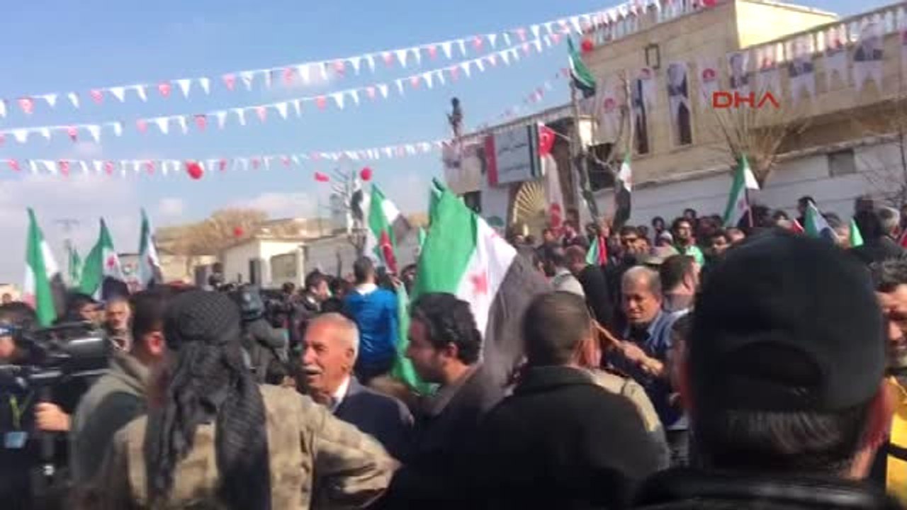 Kilis Suriye ' de Zeytin Dalı Operasyonuna Dombralı Destek