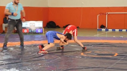 Minik Erkekler Güreş İl Birinciliği Sona Erdi