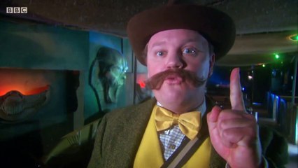 Gigglebiz Rapids Johnson braves a ride on a ghost train in search of a rare bear at the funfair