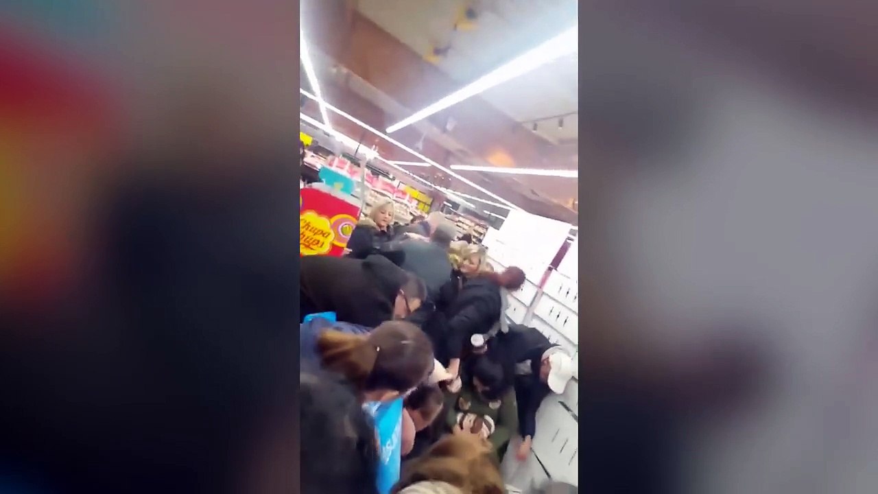 Choquant ! Chez Intermarché le nutella à -70% crée des bagarres