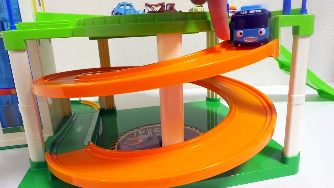 Tayo bus parking lot playing set toy, Cars Lightning McQueen, Thomas, Mater, Finding Nemo