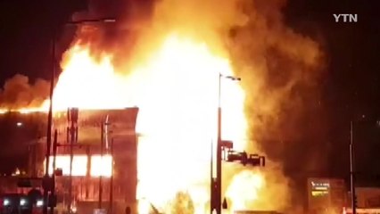 세종시 모델하우스 화재..."인명 피해 없어" / YTN