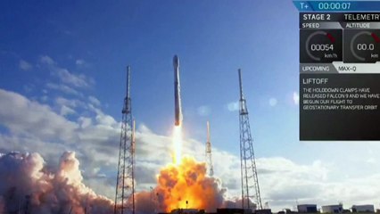 Stunning footage shows SpaceX Falcon 9 lift off