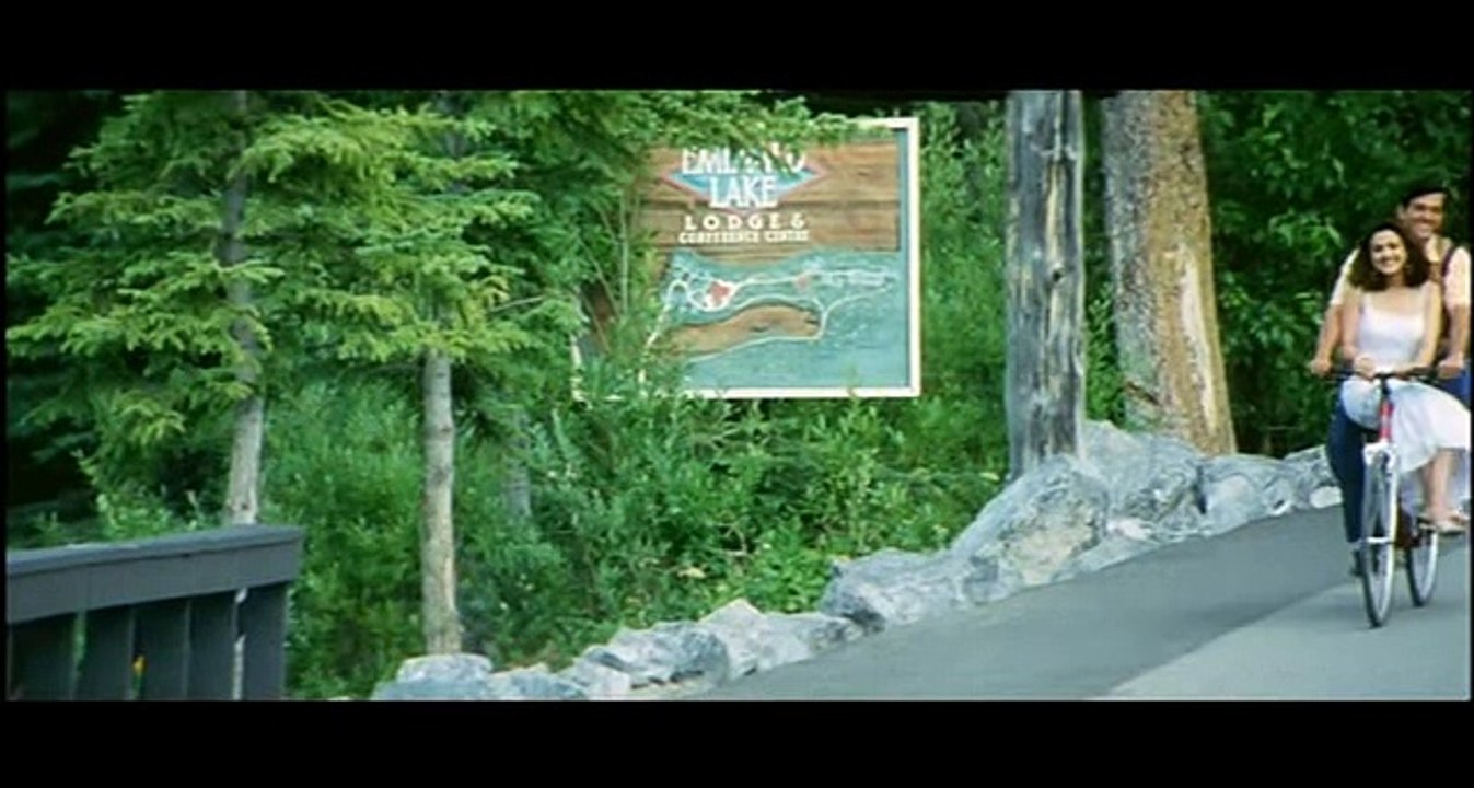 Koi Mil Gaya - Koi Mil Gaya (Title Song) _ German Subtitle _ _2003_ (manas sound)