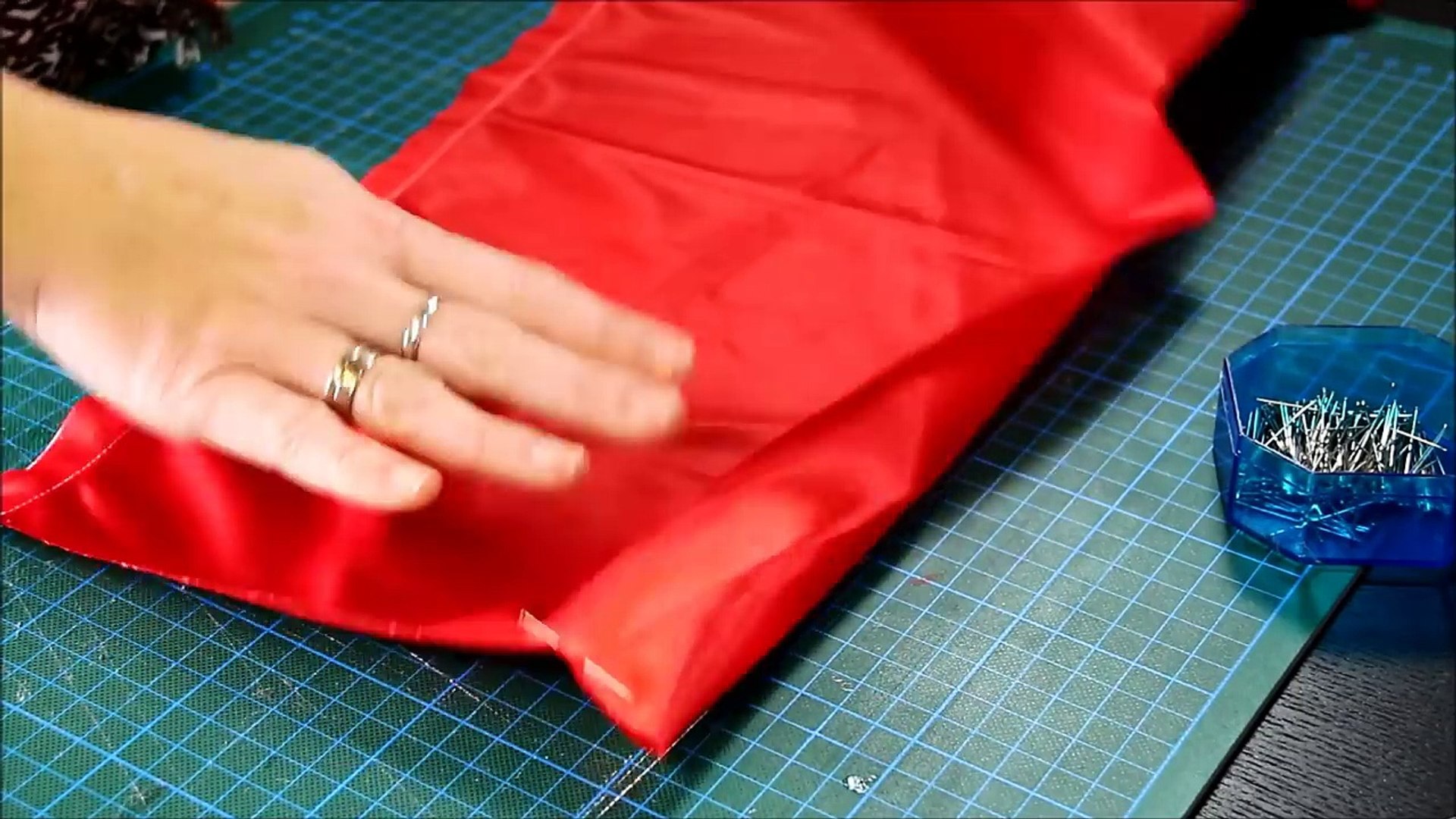 Disfraz de Caperucita Roja muy fácil - Vídeo Dailymotion