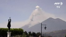 Alerta naranja por erupciones en Volcán de Fuego de Guatemala