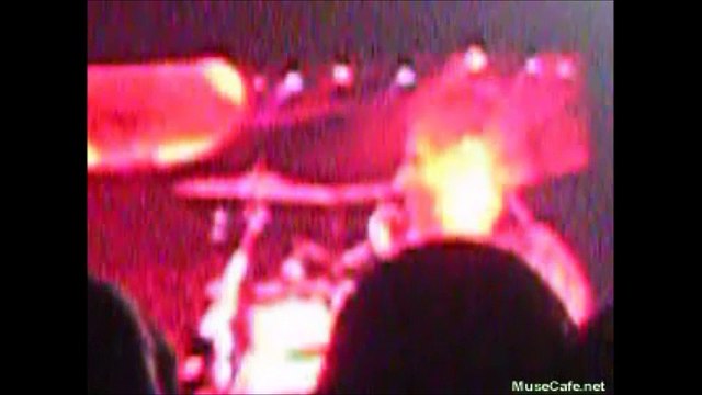 Muse - Apocalypse Please, London Earls Court, 12/19/2004