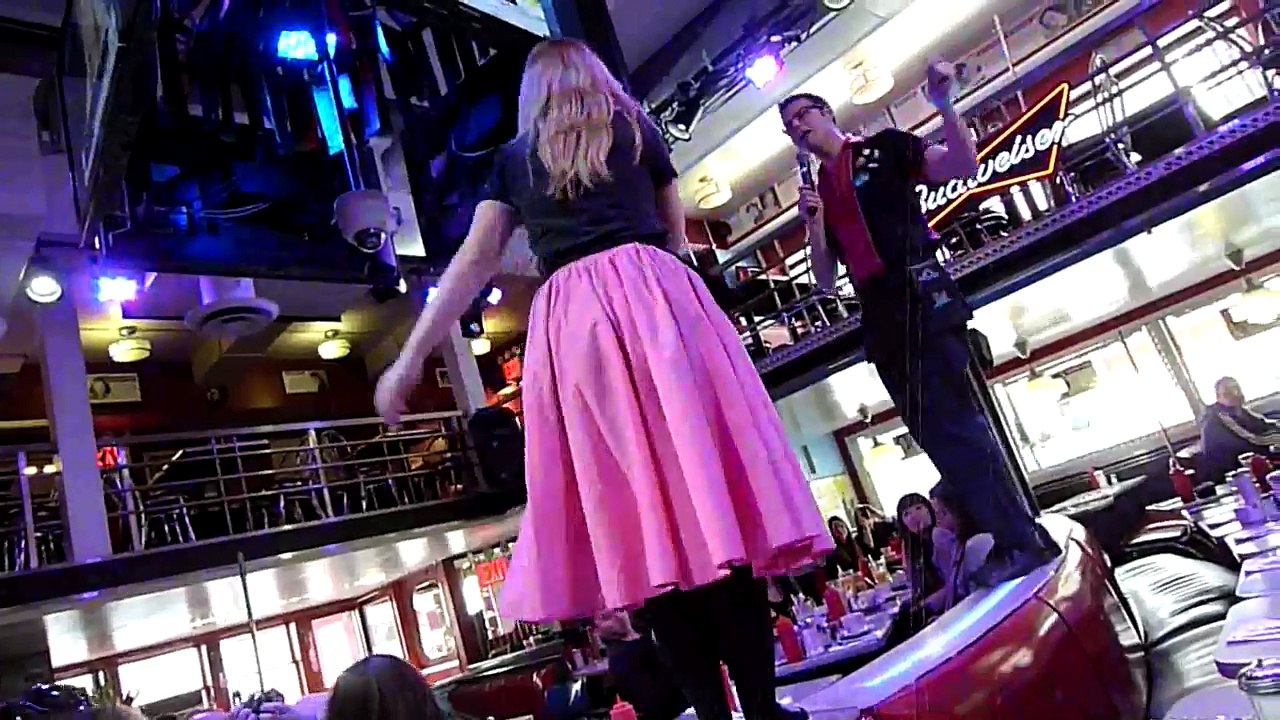 ELLENS STARDUST DINER - NEW YORK CITY