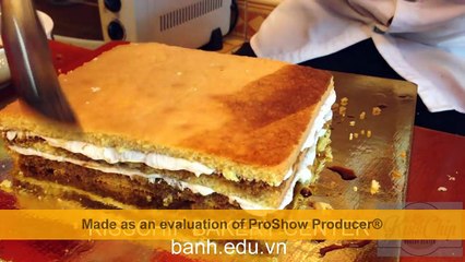 Hướng Dẫn Làm Bánh Sinh Nhật Cơ Bản - Bài 2 : Trát Kem Và Trang Trí cơ bản - www.banh.edu.vn