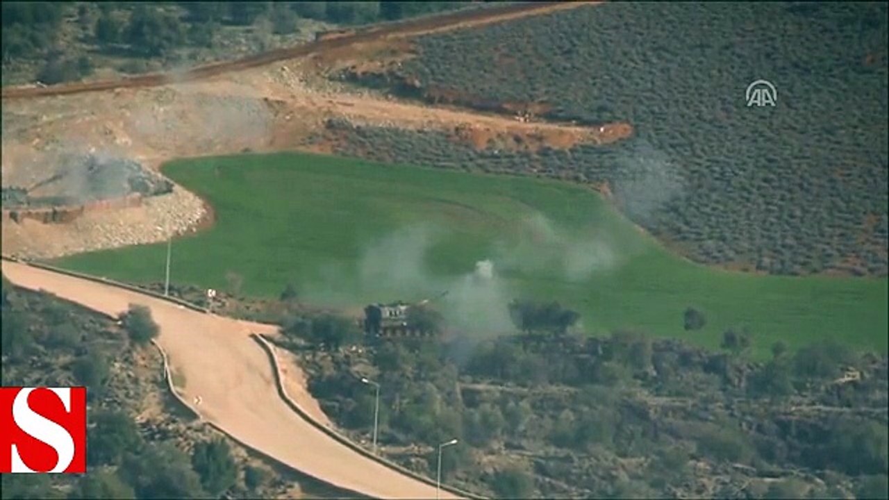 Afrin�deki terör mevzileri çoklu roketatar ve obüslerle vuruluyor