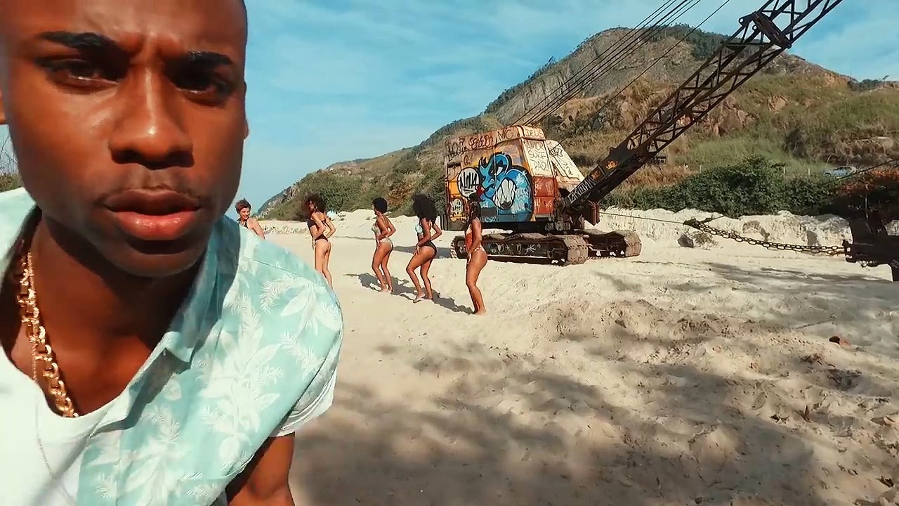 Mc Flavinho - Arrocha da Penha (Clipe Oficial) part. Mc Marvin