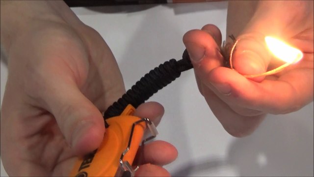 Para Tinder Fire-Starting Paracord