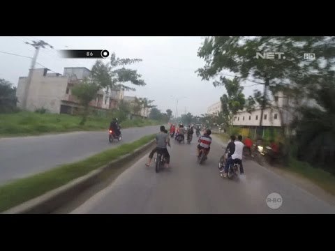 Aksi Nekat Para Pembalap Liar Kabur Melawan Arus - 86