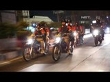 Gotong Royong Warga Bantu Pengendara yang Menabrak Pembatas Jalan - 86