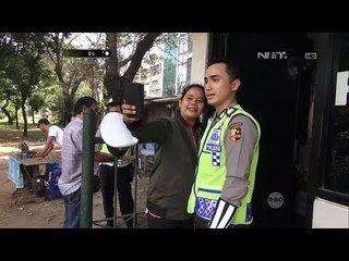 Saat Istirahat AKP Restu Didatangi Warga yang Ingin Berfoto Dengannya 86