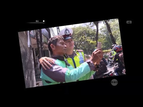 Mengaku Fans, Supir Ojek Online Melipir & Ajak Selfie Bripda Andre - 86