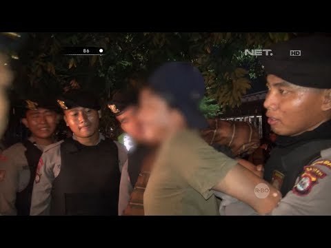 Mabuk Berat Hingga Menabrak, Bapak Ini Berontak Saat Diperiksa - 86