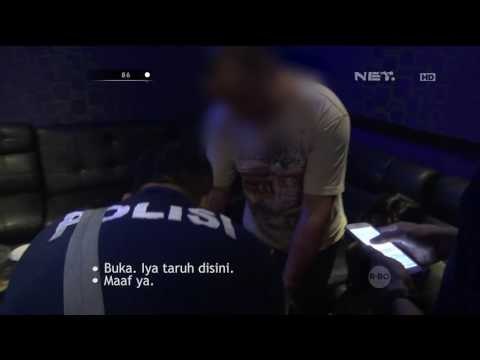 Razia Tempat Hiburan, Petugas Temukan Gudang Penyimpanan Miras - 86