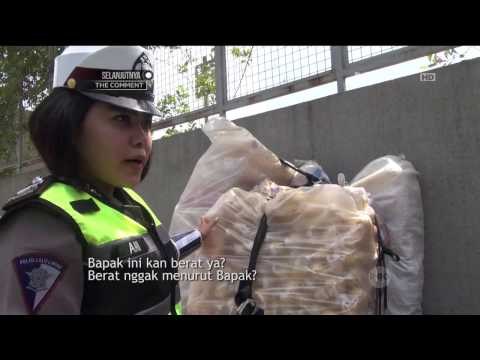 Membawa Barang Melebihi Kapasitas Kendaraan, Bapak ini Mengaku Tidak Keberatan - 86