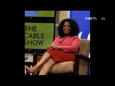 Entertainment News-Oprah memberikan gaun untuk followers