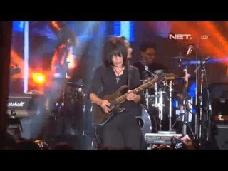 Ian Antono mengeluarkan album song book