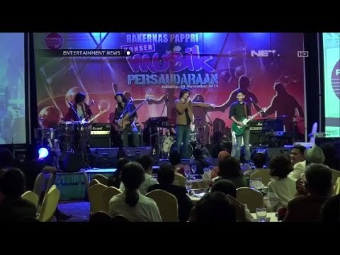 Konser damai yang diselenggarakan para musisi Indonesia