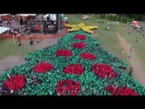 Lebih dari 3000 orang berpartisipasi dalam pembuatan pohon Natal